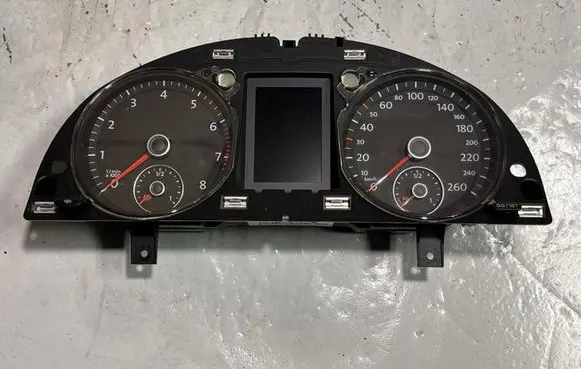 Volkswagen PASSAT B6 Speedometer (instrument cluster) A2C53219792 3C0920872H A2C53375911