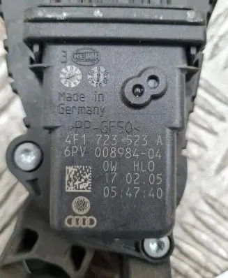 Audi A6 S6 C6 4F Accelerator throttle pedal 4F1723523A