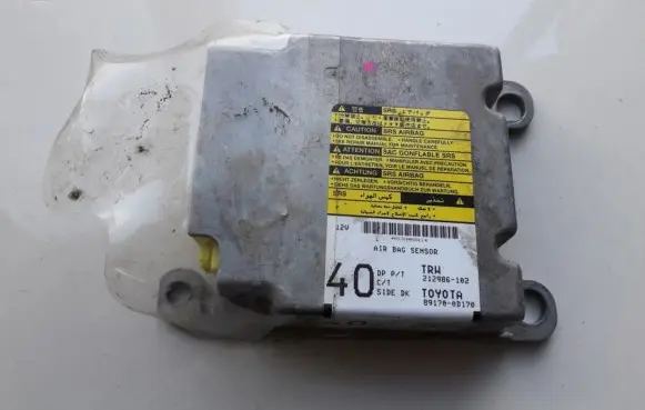Toyota Yaris Airbag control unit/module 212986102 212986-102