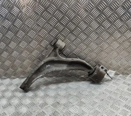 Opel Cascada Front lower control arm/wishbone 13371819