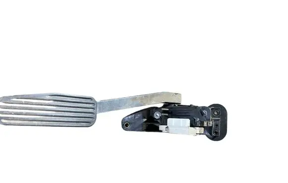 Volvo XC90 Accelerator throttle pedal 30683520