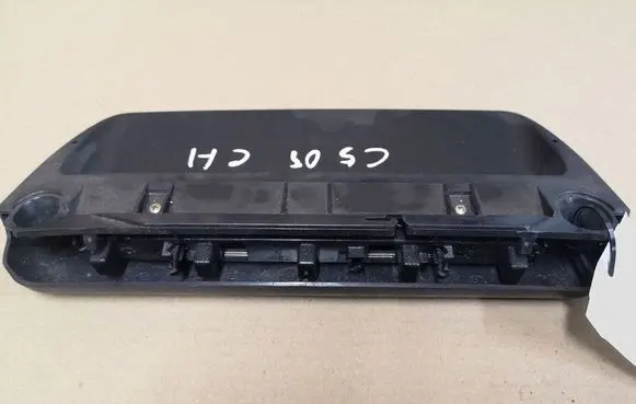 Citroen C5 Third/center stoplight