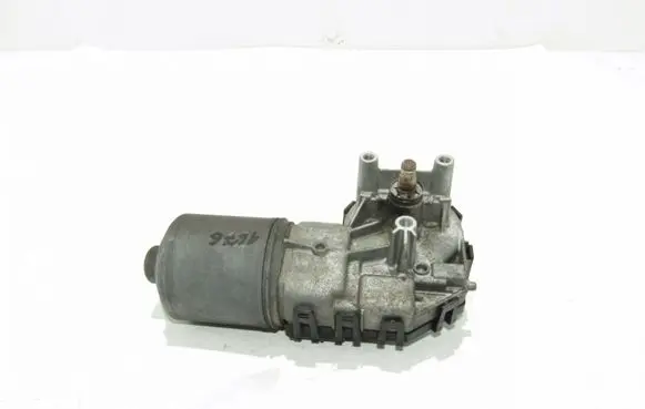 Ford Mondeo Mk III Wiper motor 0390241702
