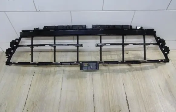 Porsche Panamera (971) Front grill 971807683G