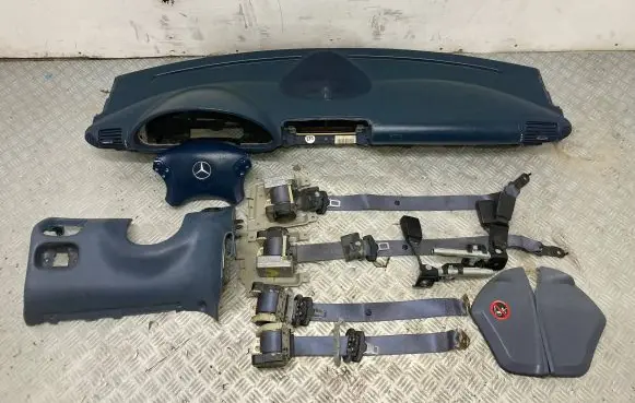 Mercedes-Benz C W203 Airbag set 