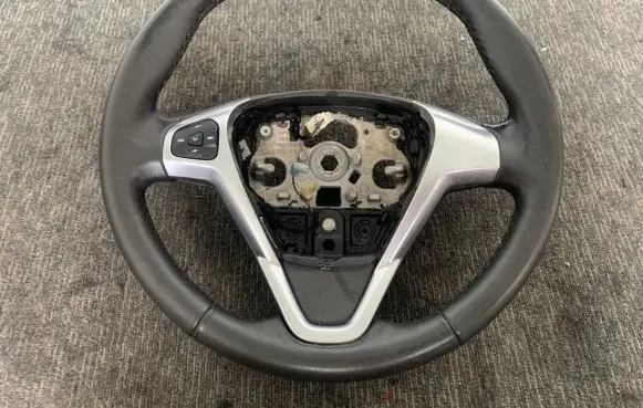 Ford Transit Courier Steering wheel