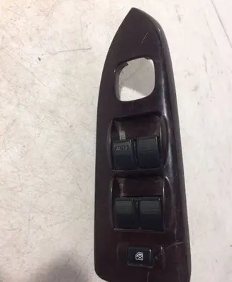 Mazda 626 Electric window control switch