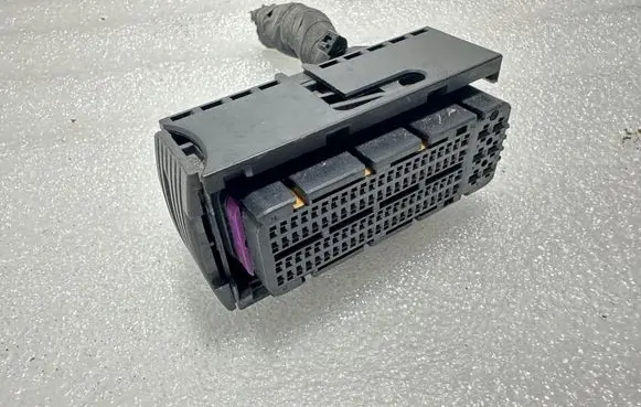 Audi A4 S4 B8 8K Engine installation wiring loom 3C0906385