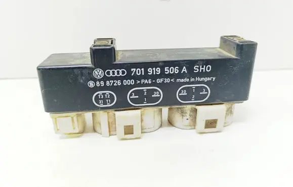 Coolant fan relay