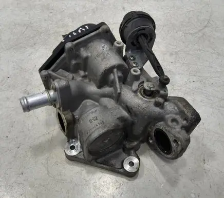 Audi A4 S4 B8 8K EGR valve V29026381
