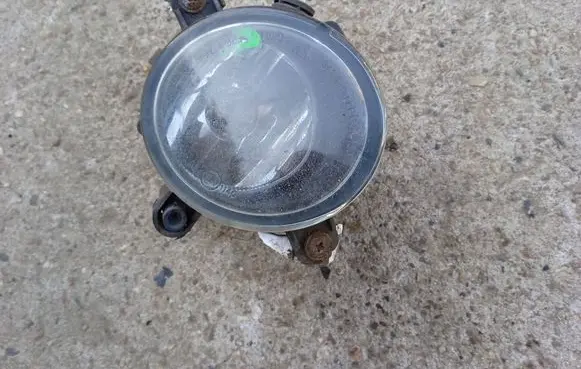 Ford Mondeo Mk III Front fog light 1S7115K205AA