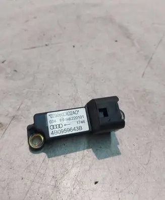 Audi A6 S6 C5 4B Airbag deployment crash/impact sensor 4B0959643B 220101 023060D1D2A0