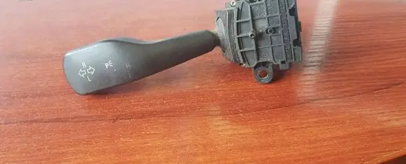 BMW 3 E46 Indicator stalk 8363662