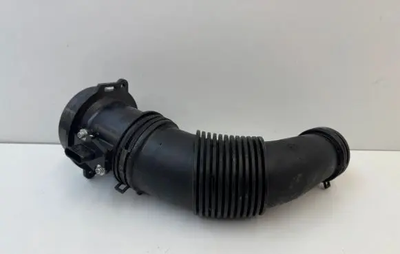 Porsche Macan (95B) Air intake duct part 95B129609