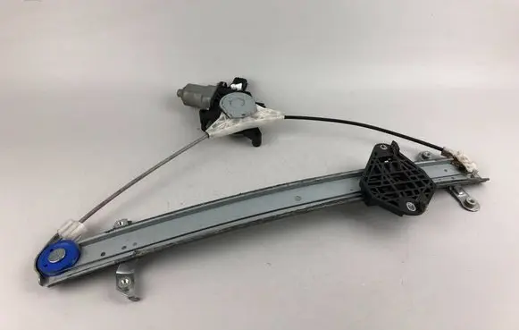 Subaru Outback Front door window regulator with motor 