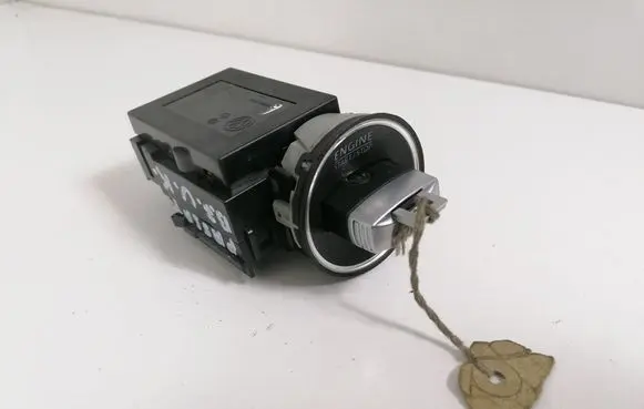 Volkswagen PASSAT B7 Ignition lock 3C0905843AE