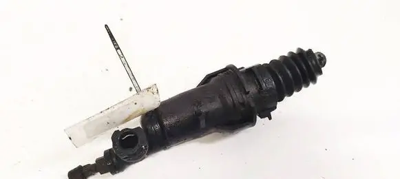 Clutch master cylinder