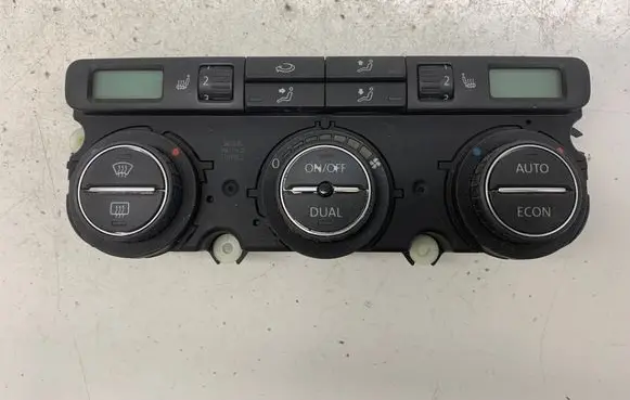 Volkswagen PASSAT B6 Climate control unit
