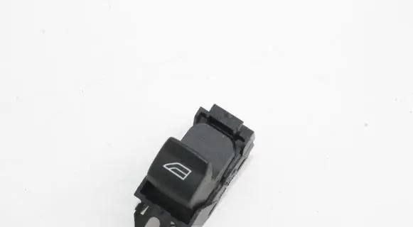 Jaguar XK - XKR Electric window control switch 6W8314717AB