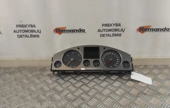 Volkswagen Phaeton Speedometer (instrument cluster) 0263619404 3D0920882N