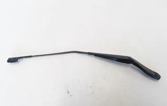 Volvo V60 Front wiper blade arm 30753508