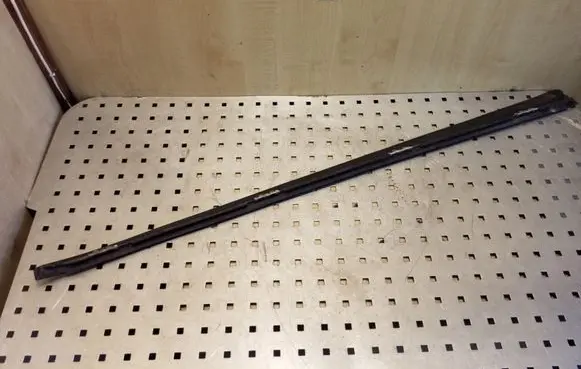 Mercedes-Benz A W168 Front door glass trim molding