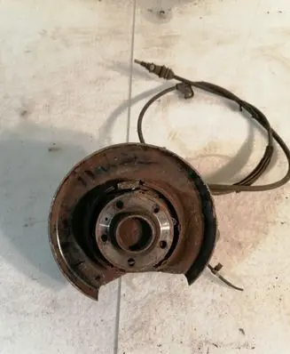 Volvo S60 Rear wheel hub 9200623 P30714262