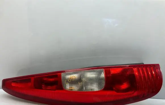 Mitsubishi Colt Rear/tail lights 8330A233
