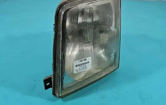 Volkswagen II LT Headlight/headlamp IMPRK1507069