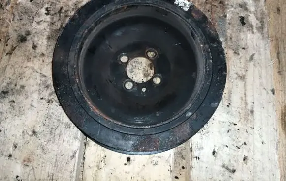 Opel Insignia A Crankshaft pulley 722554909