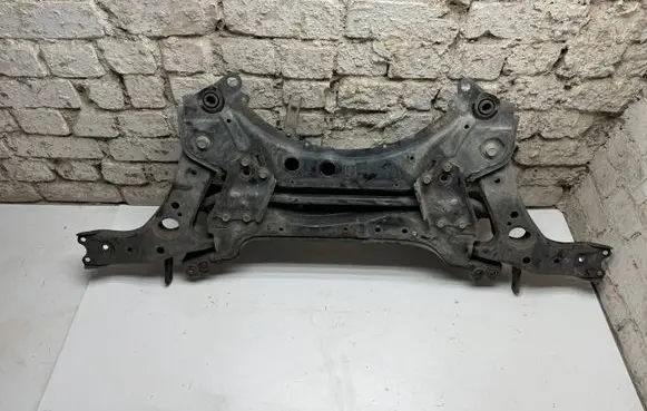 Toyota Avensis T270 Front subframe