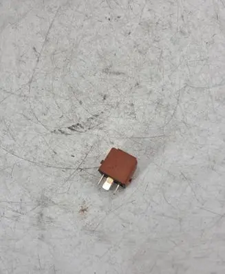 BMW 5 E34 Other relay 0332019456