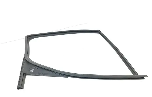Citroen Berlingo Rubber seal front door window/glass 9818023380
