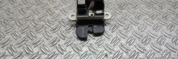 Volkswagen Touran I Tailgate/trunk/boot lock/catch/latch 1T0827505H