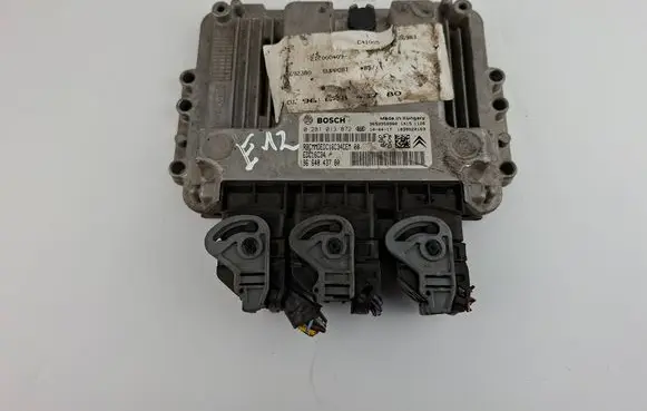 Citroen C4 I Engine control unit/module 9664843780 0281013872
