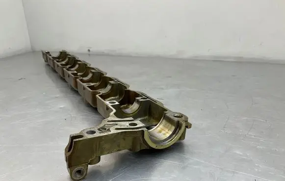 BMW 5 E60 E61 Camshaft holder 7550913