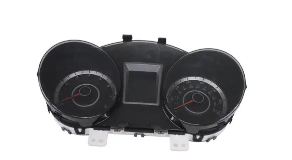 SsangYong Tivoli Speedometer (instrument cluster) 8022035070