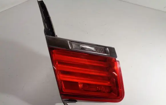 BMW 7 F01 F02 F03 F04 Tailgate rear/tail lights 7182205