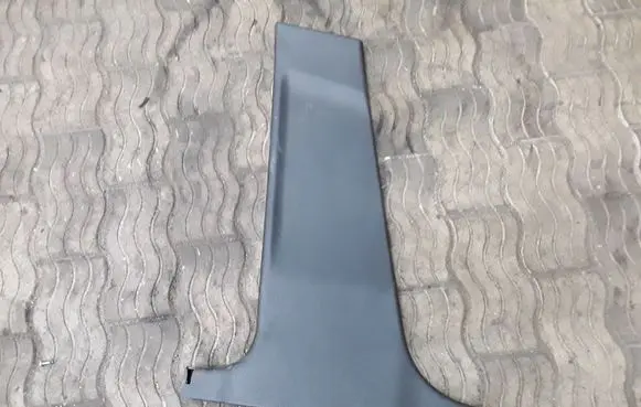 Mercedes-Benz C W204 (B) pillar trim (bottom) A2046900525 A050688