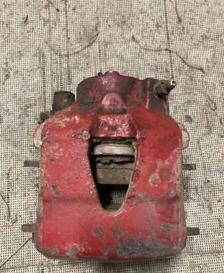 Volkswagen Golf IV Front brake caliper