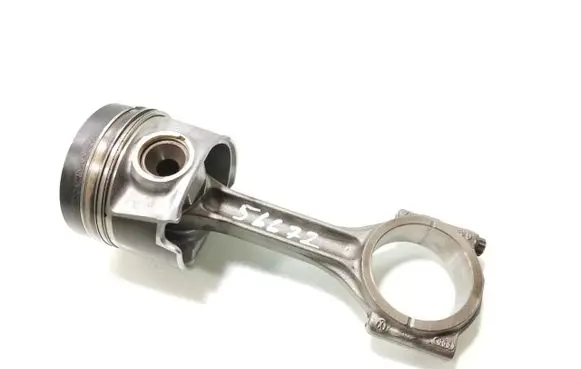Audi A4 S4 B9 Piston with connecting rod DETA