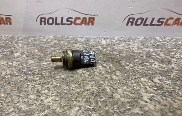 Audi A4 S4 B7 8E 8H Coolant temperature sensor 06A919501