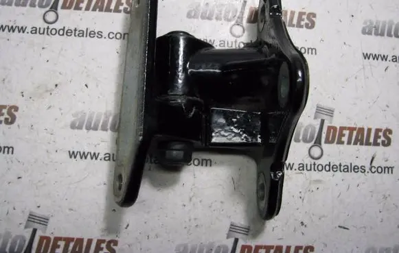 Mercedes-Benz ML W164 Front door lower hinge 