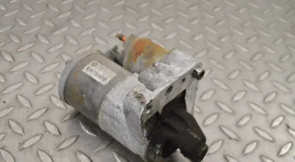 Peugeot RCZ Starter motor V764559480 M000T32272