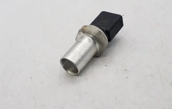 Skoda Rapid (NH) Air conditioning (A/C) pressure sensor 5K0959126