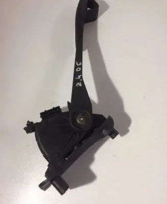 Volvo S60 Accelerator throttle pedal 30683514