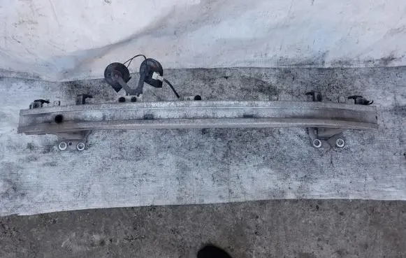 Renault Megane III Front bumper support beam 