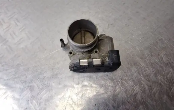 Audi A3 S3 8L Throttle valve 06A133062C
