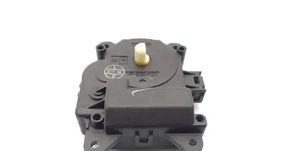 Toyota Corolla Verso AR10 Air flap motor/actuator AE0637008930