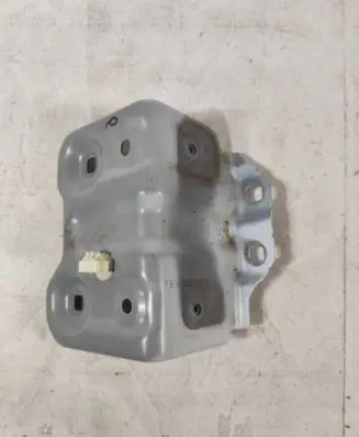 Renault Captur II Fender mounting bracket 663508999R
